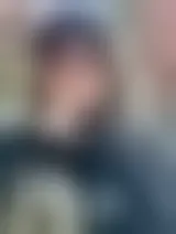 Chatter avec asmostaruth90702 et des femmes célibataires vers Plascassier