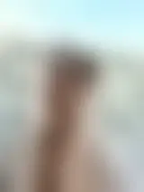 Chatter avec azacifus84265 et des hommes célibataires vers Bordeaux