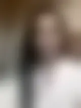 Chatter avec delphine270 et des femmes célibataires vers Clermont
