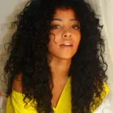 Chatta con elayale_21