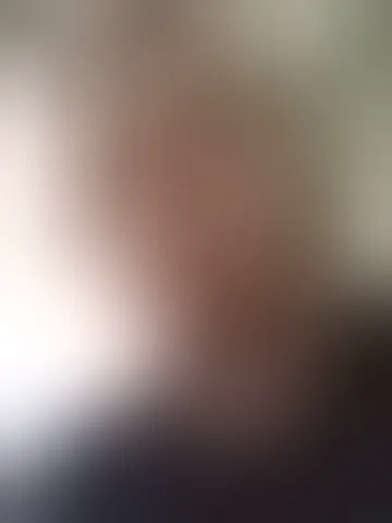 Discutez avec nexyyy et des hommes célibataires vers Paris