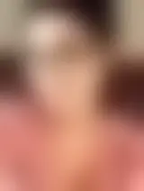 Chatter avec paolagarnirr71916 et des femmes célibataires vers Porto-Vecchio