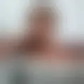 Chat with  yaasmiine1578